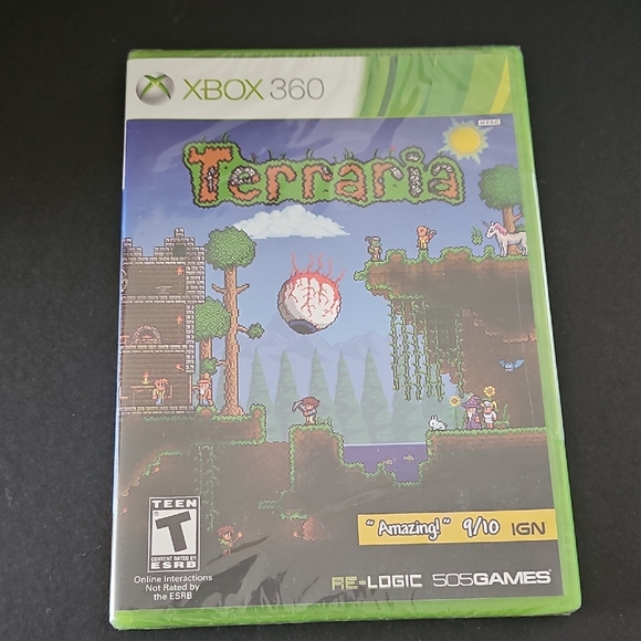 New Terraria -- Collector's Edition (Microsoft Xbox 360, 2013) - Picture 1 of 3